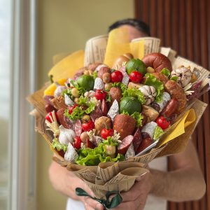 Подарочный букет Гигант, вес более 4 кг