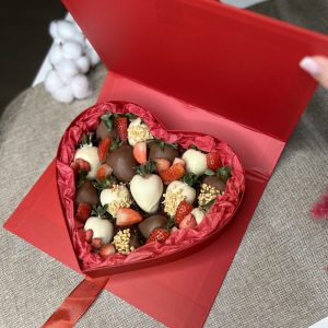 Клубника в бельгийском шоколаде Сердце
